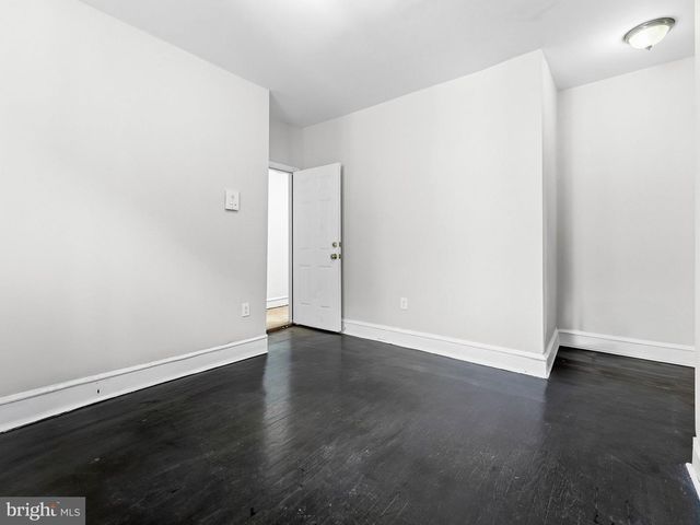 2245 N 33RD ST, Philadelphia, PA 19132