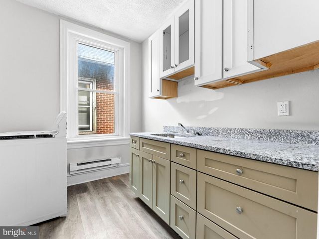 2245 N 33RD ST, Philadelphia, PA 19132