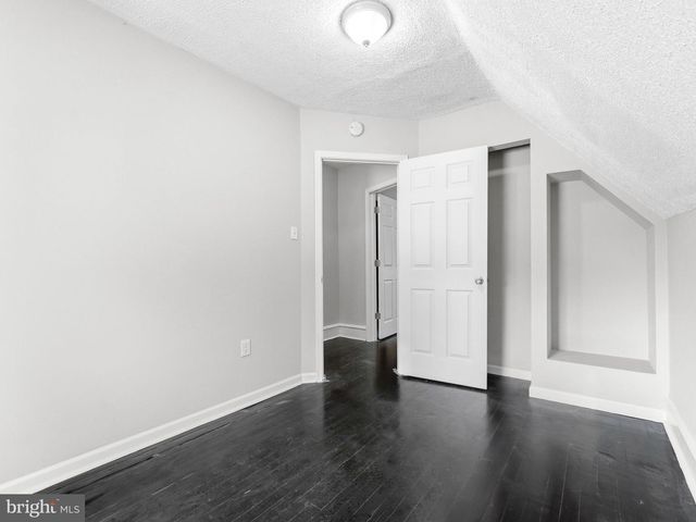 2245 N 33RD ST, Philadelphia, PA 19132