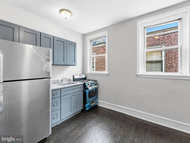 2245 N 33RD ST, Philadelphia, PA 19132
