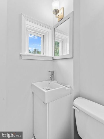 2245 N 33RD ST, Philadelphia, PA 19132