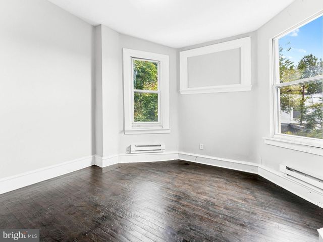 2245 N 33RD ST, Philadelphia, PA 19132