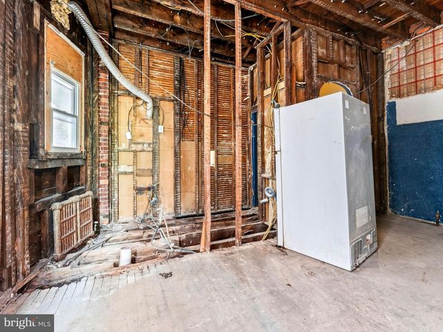 2245 N 33RD ST, Philadelphia, PA 19132