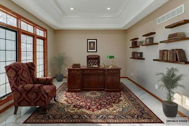 19610 E BUNDSCHU Road, Independence, MO 64056