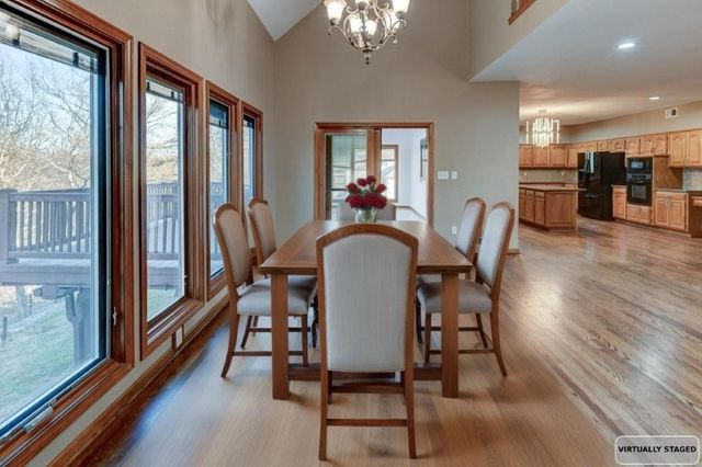 19610 E BUNDSCHU Road, Independence, MO 64056