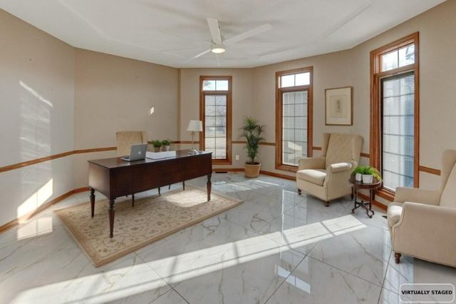 19610 E BUNDSCHU Road, Independence, MO 64056