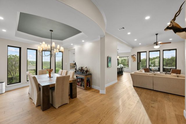 4518 Diamante DR, Spicewood, TX 78669
