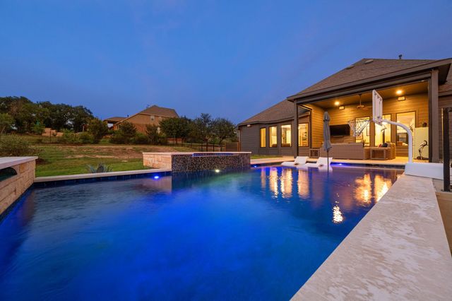 4518 Diamante DR, Spicewood, TX 78669