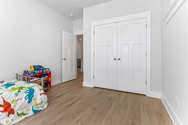 221 Woodhouse Way, Greenville, SC 29605