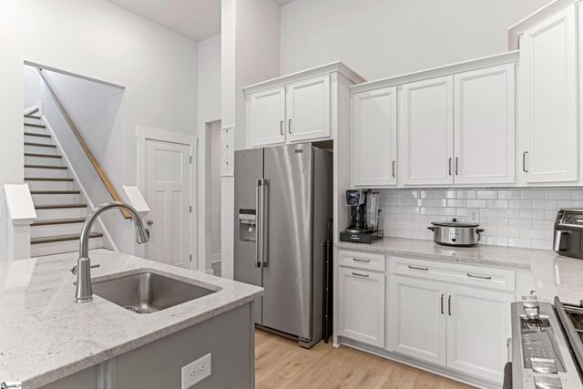 221 Woodhouse Way, Greenville, SC 29605