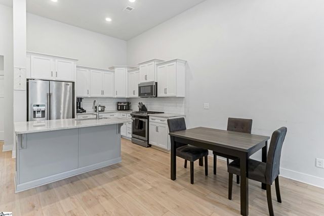 221 Woodhouse Way, Greenville, SC 29605