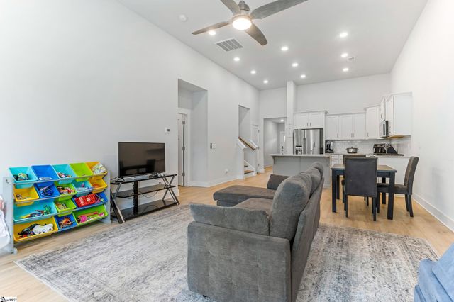 221 Woodhouse Way, Greenville, SC 29605