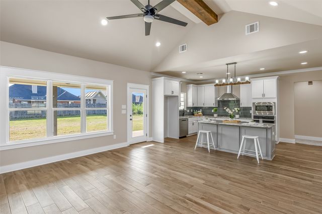 127 Sitka Loop, Haughton, LA 71037