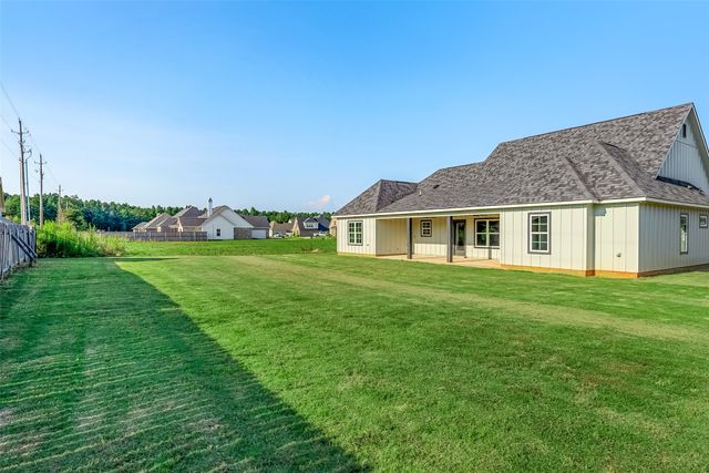 127 Sitka Loop, Haughton, LA 71037