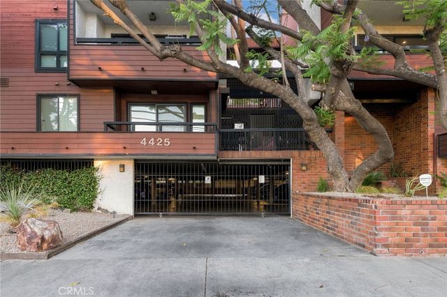 4425 Whitsett Avenue 210, Studio City, CA 91604