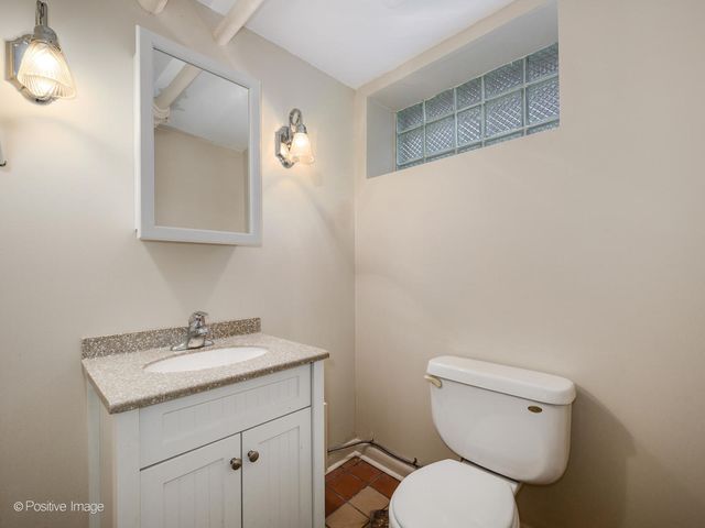 10337 S Hamilton Avenue, Chicago, IL 60643