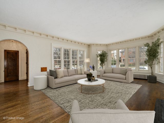 10337 S Hamilton Avenue, Chicago, IL 60643
