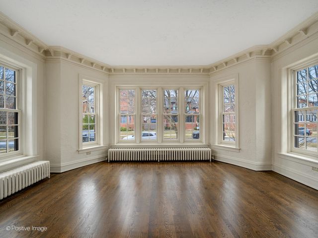 10337 S Hamilton Avenue, Chicago, IL 60643