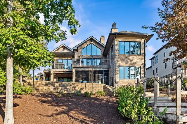 6032 Headlands Court, Belmont, NC 28012