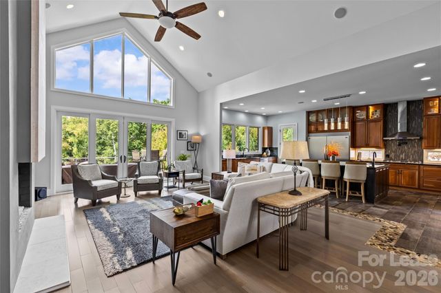 6032 Headlands Court, Belmont, NC 28012