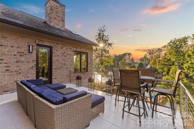 6032 Headlands Court, Belmont, NC 28012