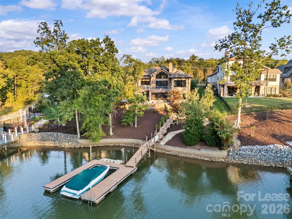 6032 Headlands Court, Belmont, NC 28012