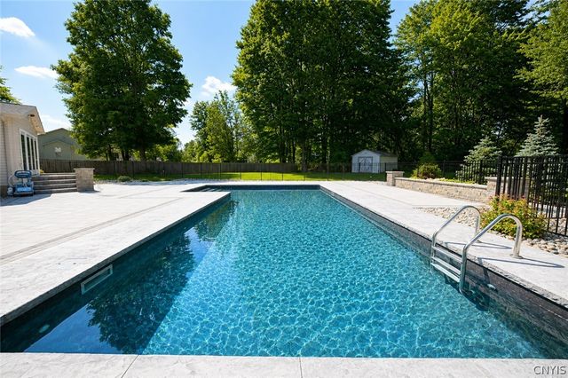 6941 State Route 31, Cicero, NY 13039
