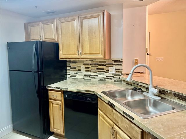 5060 Fairways Circle F207, Vero Beach, FL 32967