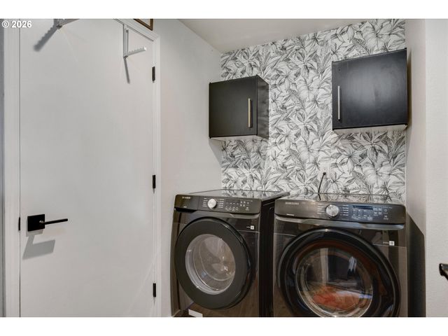 13570 Sw FEIRING Ln, Portland, OR 97223