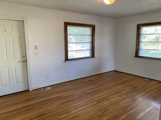 4720 LINCOLN St, Spokane, WA 99205