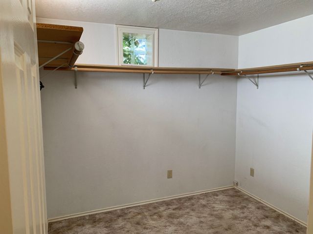 4720 LINCOLN St, Spokane, WA 99205