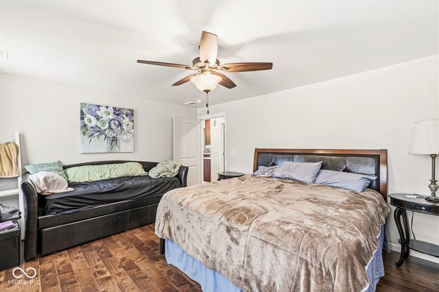 5410 Shelbyville Road, Indianapolis, IN 46237