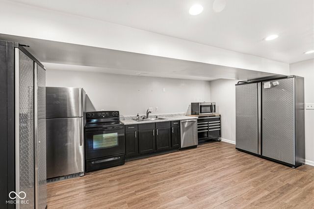 5410 Shelbyville Road, Indianapolis, IN 46237