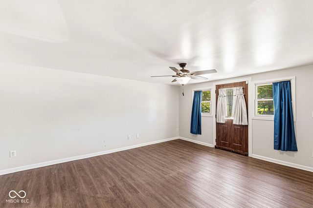 5410 Shelbyville Road, Indianapolis, IN 46237