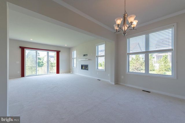 41313 RED BIRCH DR, Aldie, VA 20105