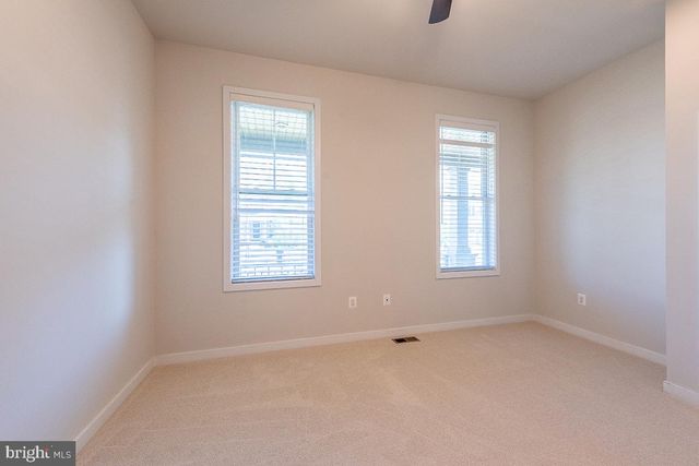 41313 RED BIRCH DR, Aldie, VA 20105