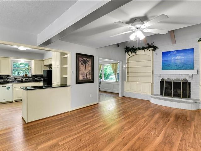 26702 Maplewood Drive, Spring, TX 77386