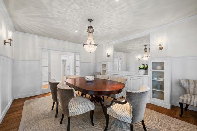 611 Elmwood Avenue, Wilmette, IL 60091