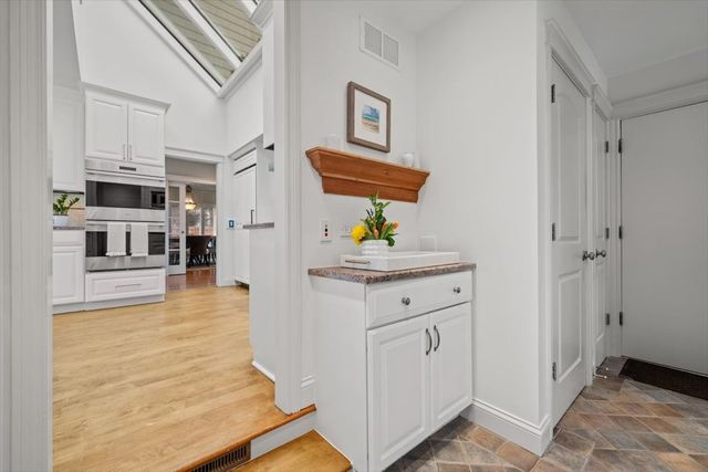 611 Elmwood Avenue, Wilmette, IL 60091