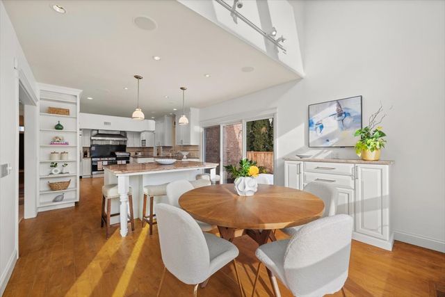 611 Elmwood Avenue, Wilmette, IL 60091