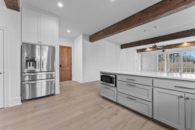 740 Acadia St, Baton Rouge, LA 70806