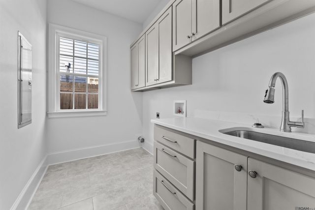 740 Acadia St, Baton Rouge, LA 70806