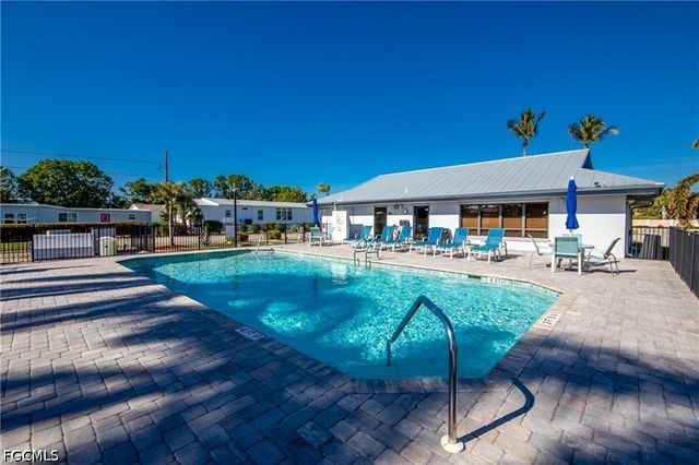 19 Garden DR, Fort Myers, FL 33908