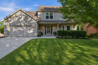 2541 Cheshire Drive, Aurora, IL 60504