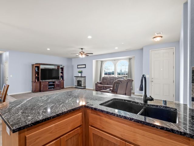 17465 Paula Road, Madera, CA 93636