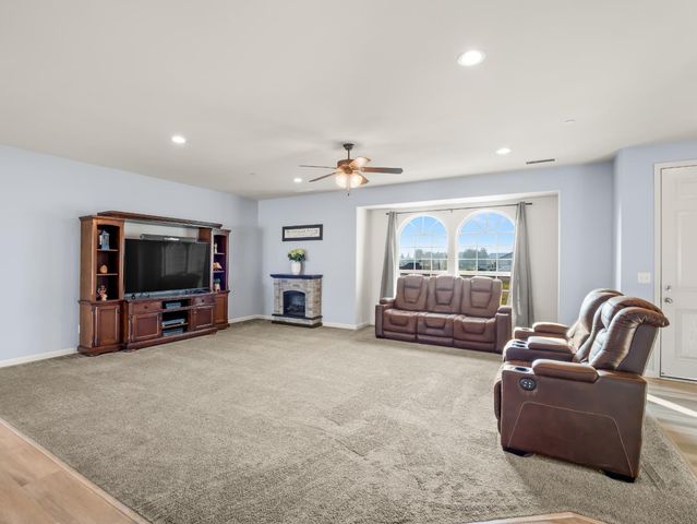 17465 Paula Road, Madera, CA 93636