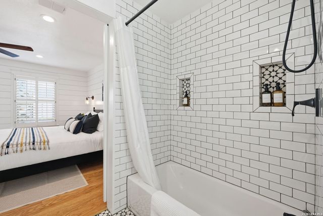 903 Front St., Comfort, TX 78013