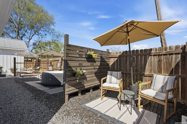 903 Front St., Comfort, TX 78013