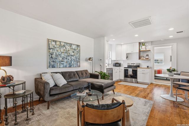 903 Front St., Comfort, TX 78013