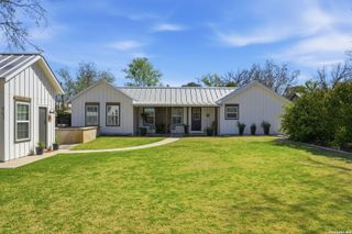 903 Front St., Comfort, TX 78013